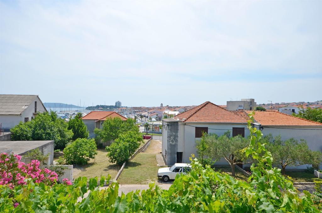 Apartments Marija Near Center Vodice Eksteriør billede