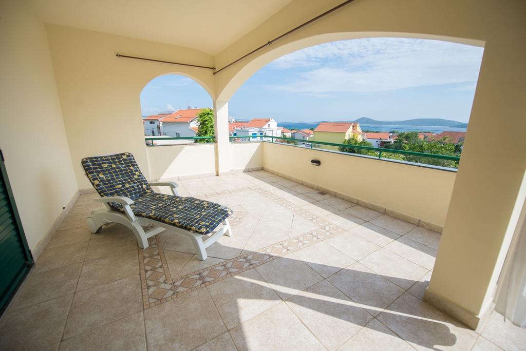 Apartments Marija Near Center Vodice Eksteriør billede