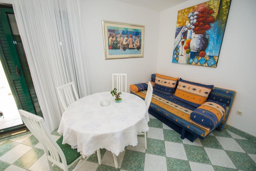 Apartments Marija Near Center Vodice Eksteriør billede