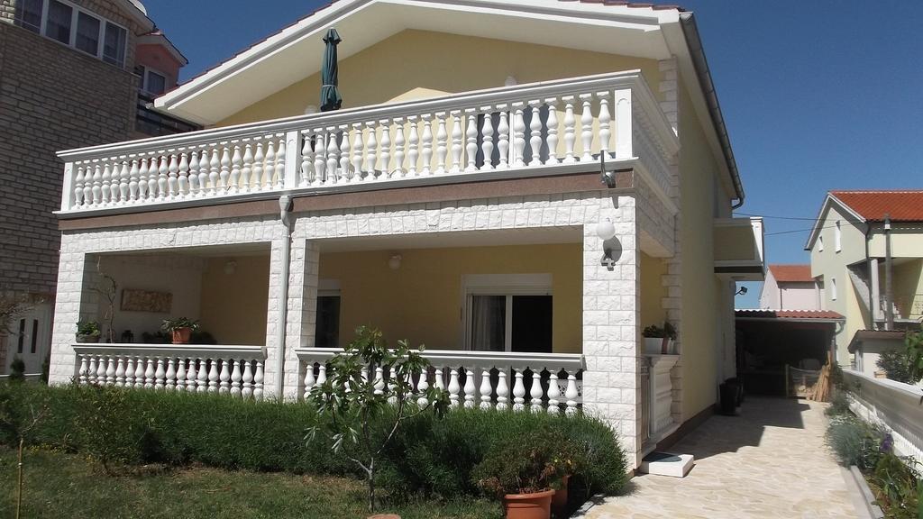 Apartments Marija Near Center Vodice Eksteriør billede